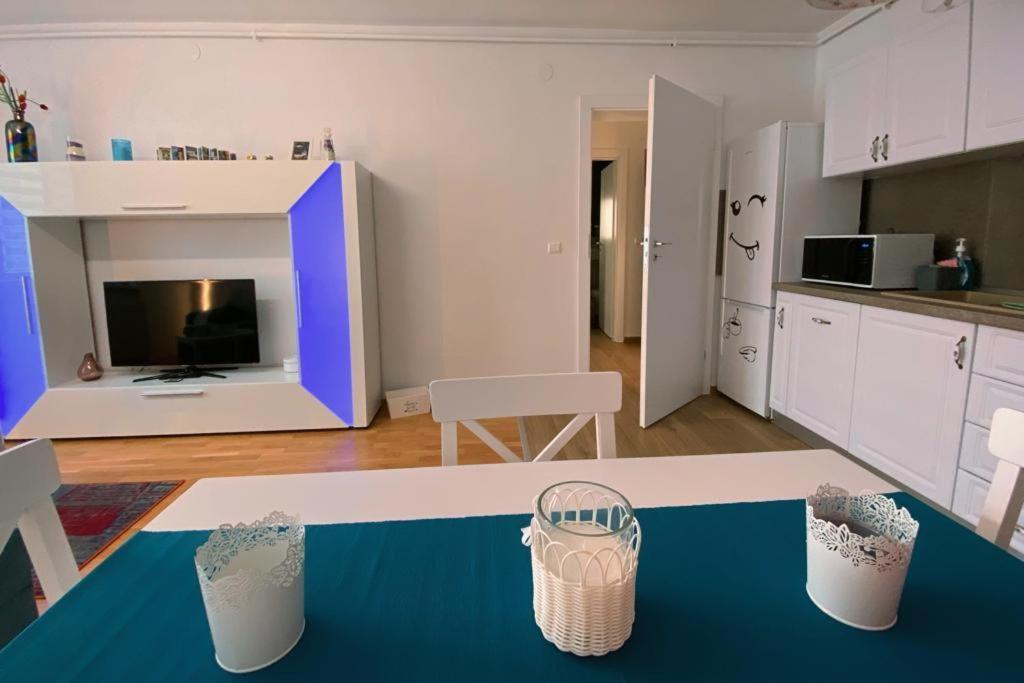 Апартаменты Apartament Smiley Сигишоара Экстерьер фото